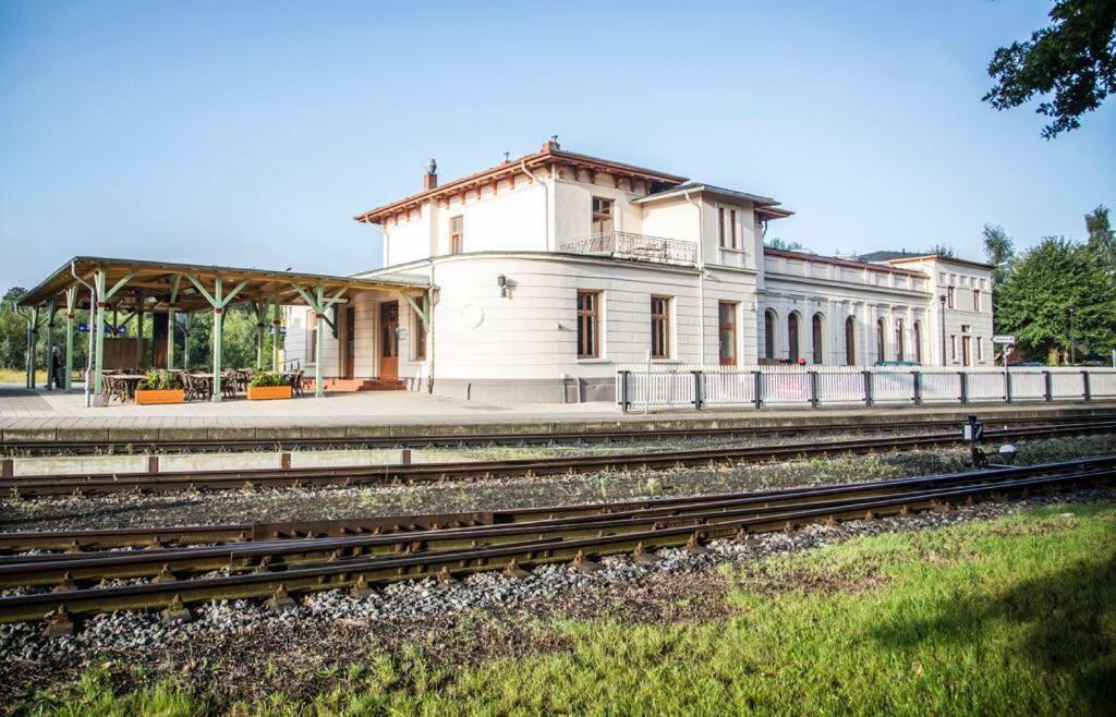 Nostalgischer Kaiserbahnhof Bad Doberan Dış mekan fotoğraf